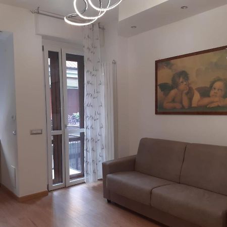 N&Ghomesweethome Raffaelloelegante Appartamento Ideale Casa Vacanze Affari ミラノ エクステリア 写真
