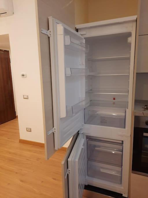 N&Ghomesweethome Raffaelloelegante Appartamento Ideale Casa Vacanze Affari ミラノ エクステリア 写真