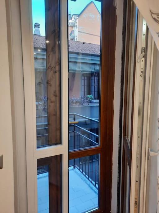 N&Ghomesweethome Raffaelloelegante Appartamento Ideale Casa Vacanze Affari ミラノ エクステリア 写真
