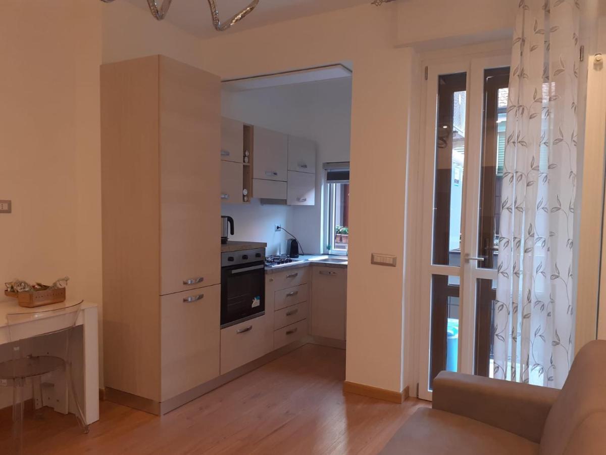N&Ghomesweethome Raffaelloelegante Appartamento Ideale Casa Vacanze Affari ミラノ エクステリア 写真