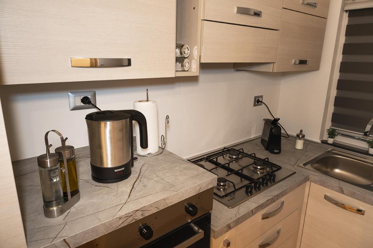 N&Ghomesweethome Raffaelloelegante Appartamento Ideale Casa Vacanze Affari ミラノ エクステリア 写真